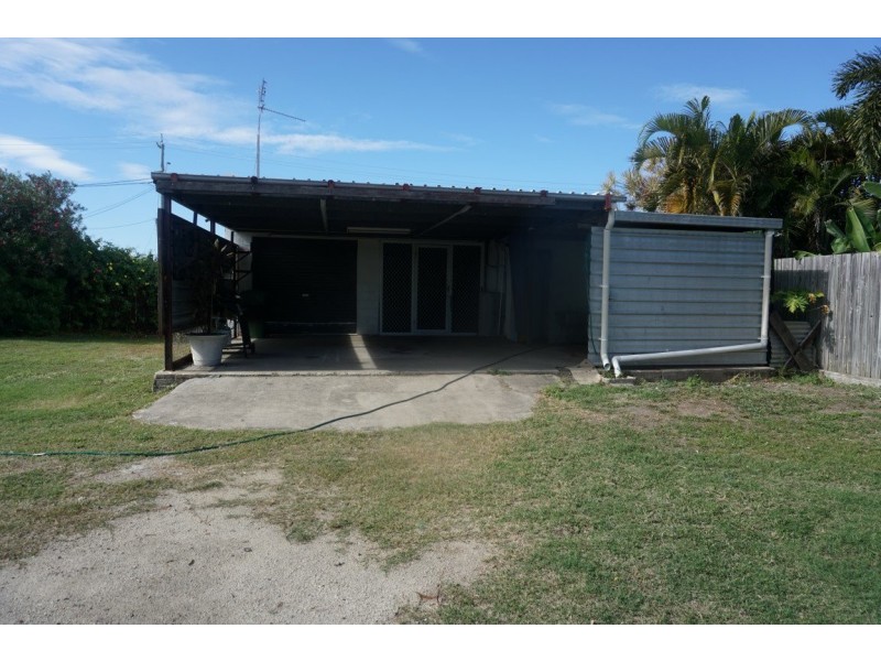 33 Murroona Street, Bowen QLD 4805