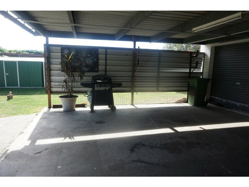 33 Murroona Street, Bowen QLD 4805