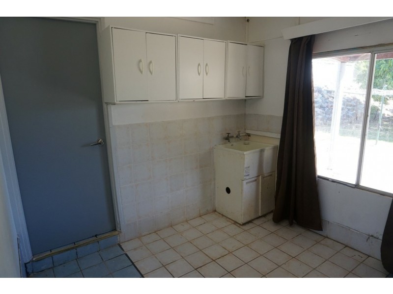 10 Philip Street, Bowen QLD 4805