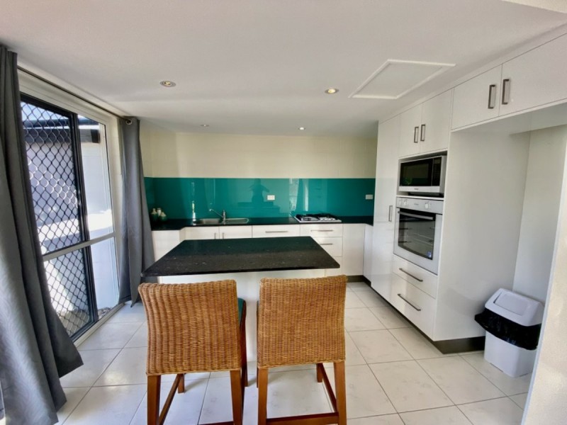 Unit 5/89 Horseshoe Bay Road, Bowen QLD 4805