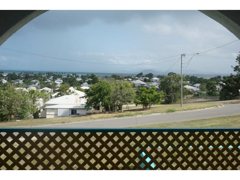 76 Poole Street, Bowen QLD 4805