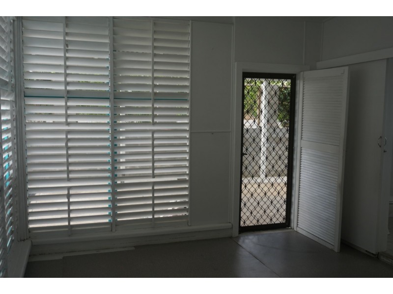 76 Poole Street, Bowen QLD 4805