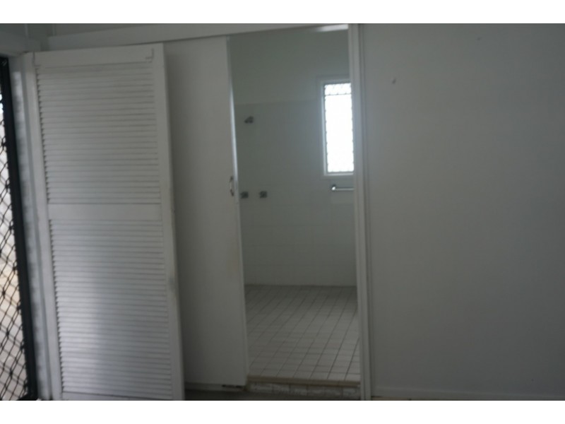 76 Poole Street, Bowen QLD 4805