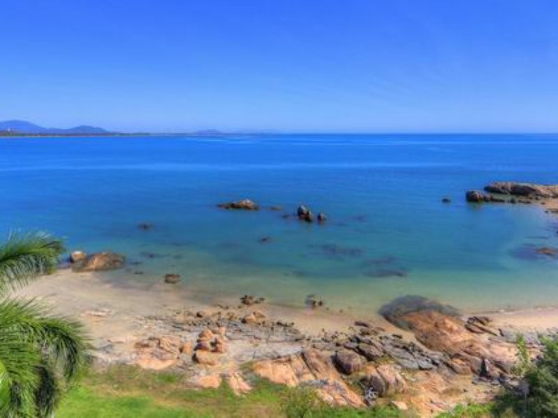 Apartment 6/2B Horseshoe Bay Road, Bowen QLD 4805
