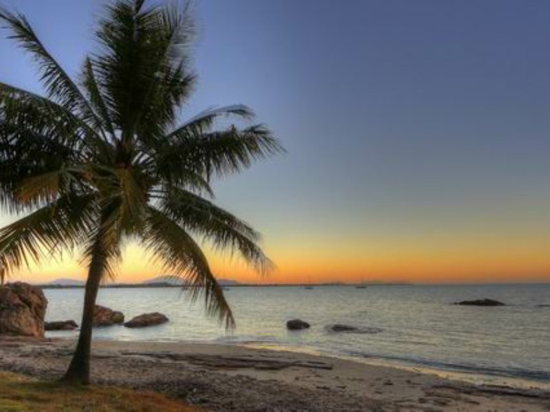 Apartment 6/2B Horseshoe Bay Road, Bowen QLD 4805