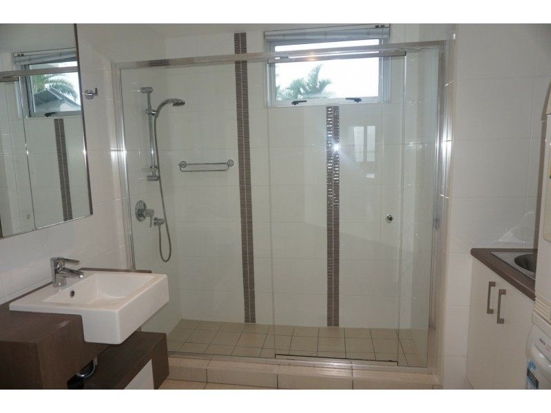 Apartment 6/2B Horseshoe Bay Road, Bowen QLD 4805