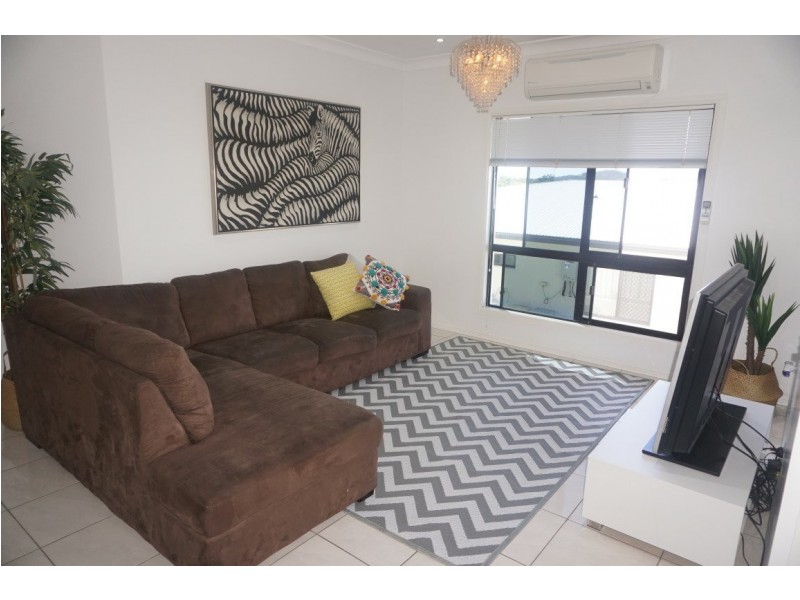 18 Reynolds Street, Bowen QLD 4805