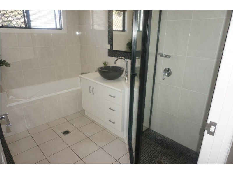18 Reynolds Street, Bowen QLD 4805