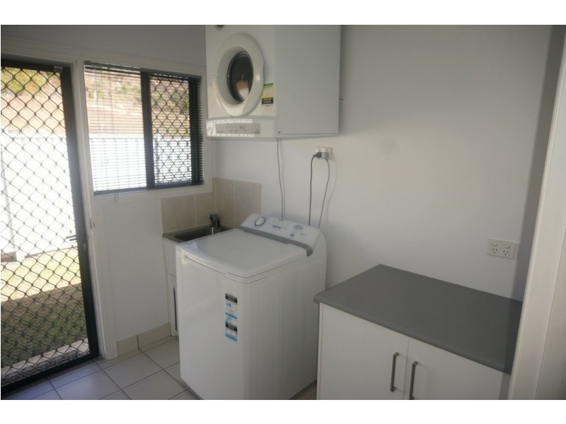 18 Reynolds Street, Bowen QLD 4805