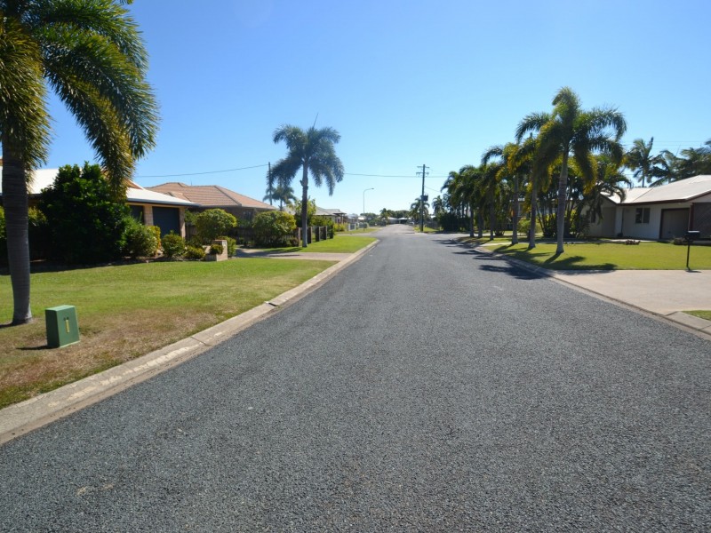 7 Peters Place, Bowen QLD 4805