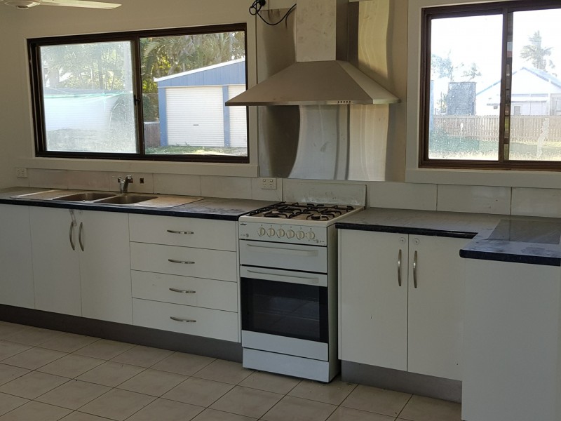 44 Field Street, Bowen QLD 4805
