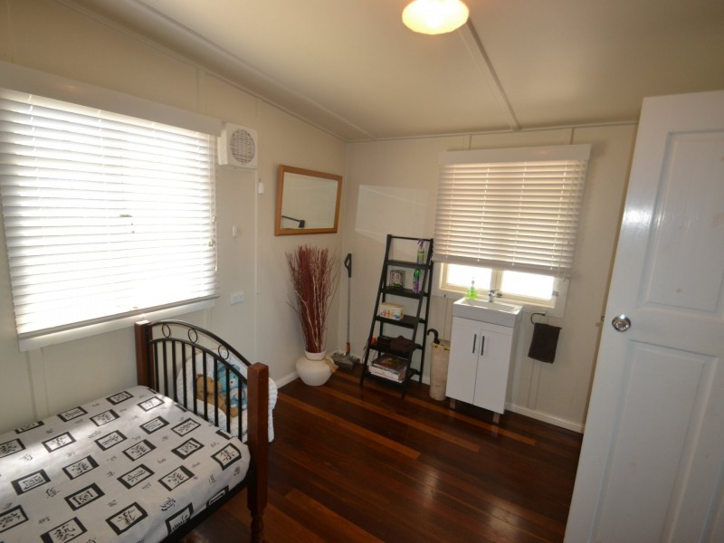 150 Richmond Rd, Bowen QLD 4805