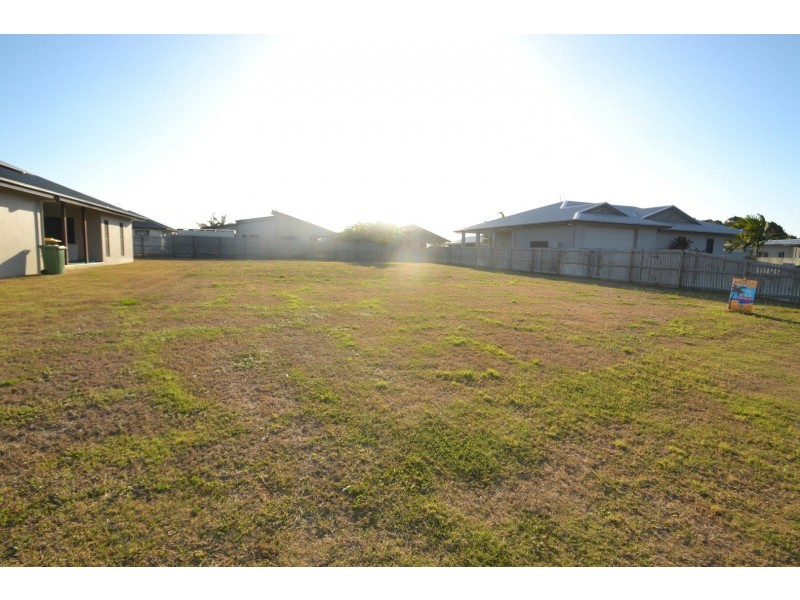 13 Ada Place, Bowen QLD 4805