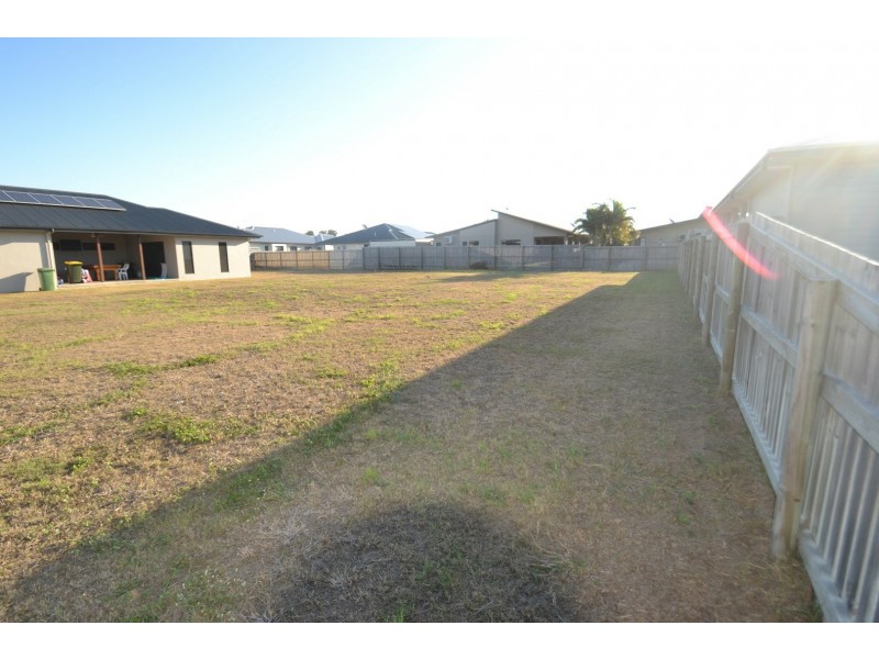13 Ada Place, Bowen QLD 4805