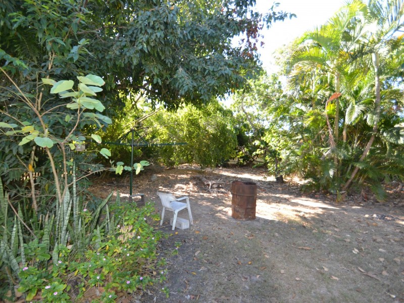 4 Denison st, Bowen QLD 4805