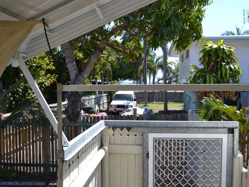 1 Holborne st, Bowen QLD 4805