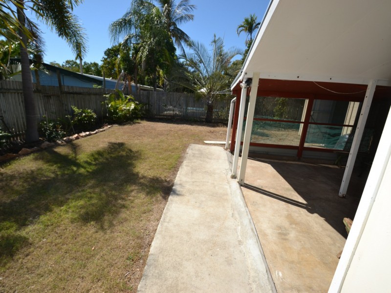 1 Holborne st, Bowen QLD 4805