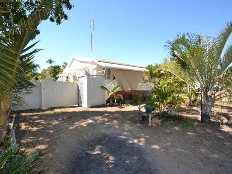 1 Holborne st, Bowen QLD 4805