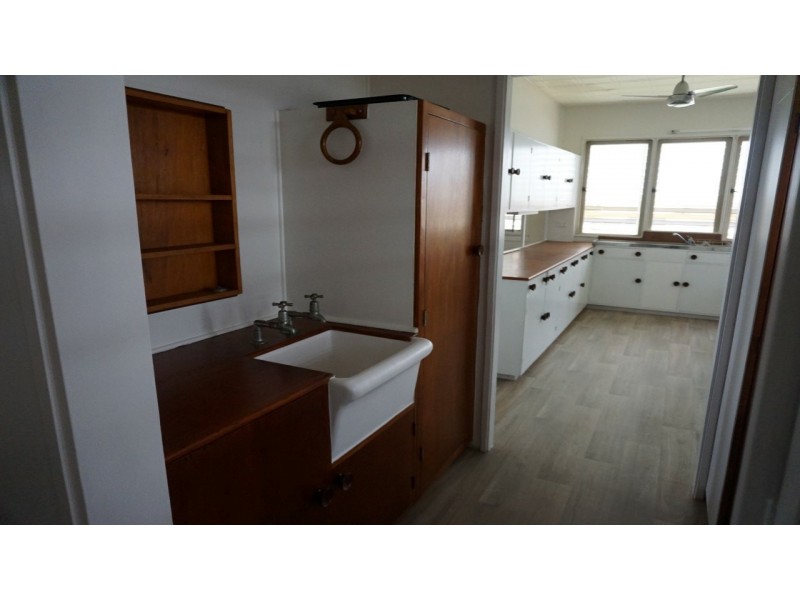 28 Powell Street, Bowen QLD 4805