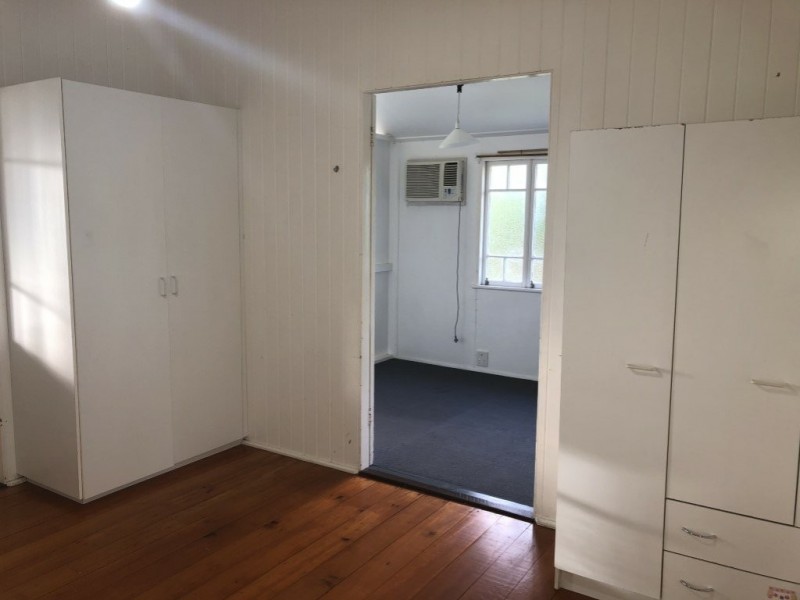 55 Livingstone St, Bowen QLD 4805