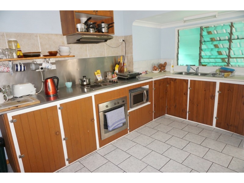 76 Powell Street, Bowen QLD 4805