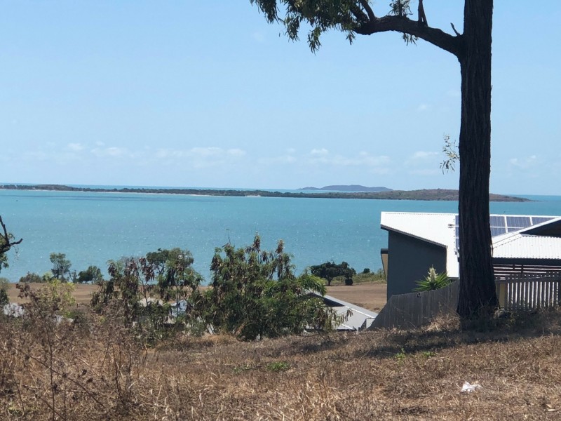 25 Seacove Cres, Bowen QLD 4805