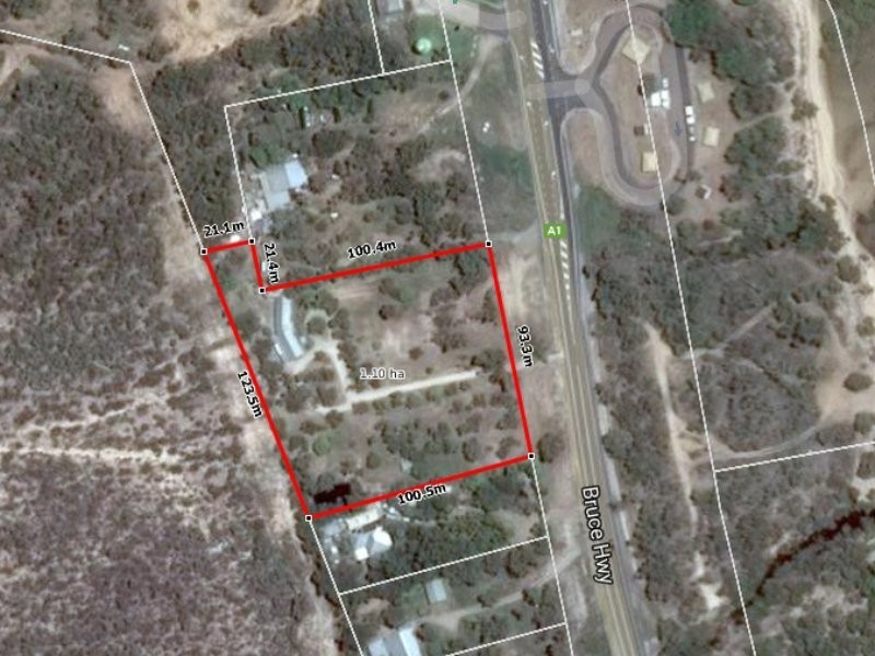 18289 Bruce Highway, Bowen QLD 4805