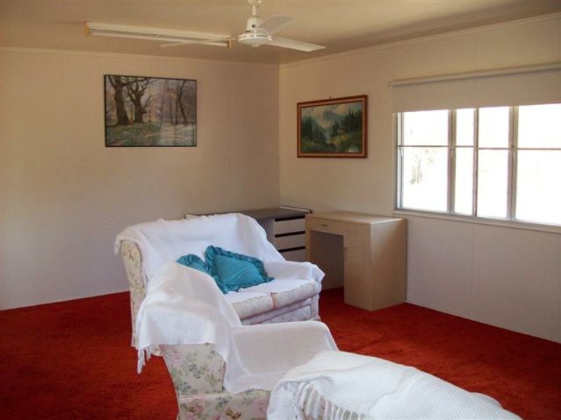 18289 Bruce Highway, Bowen QLD 4805