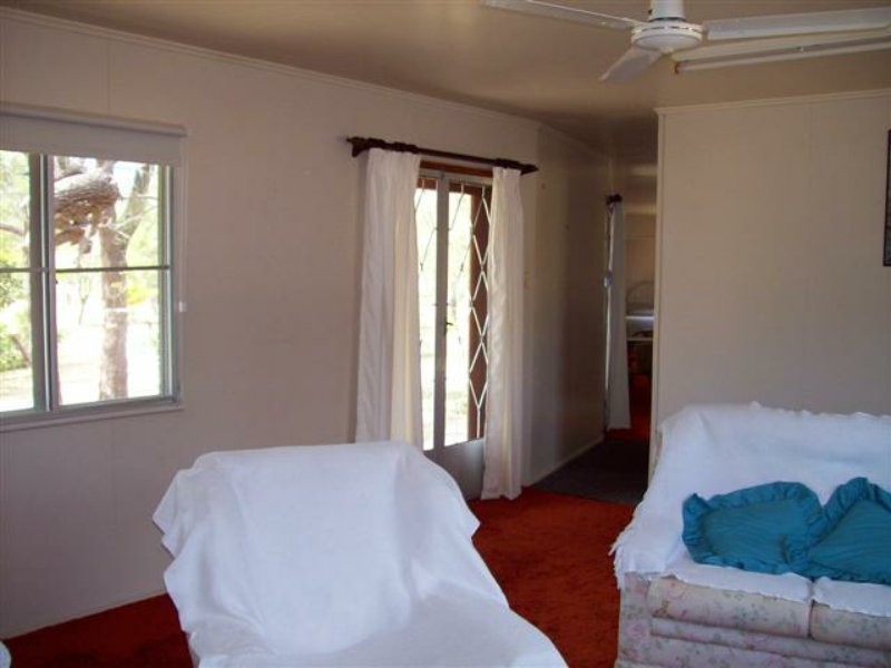 18289 Bruce Highway, Bowen QLD 4805