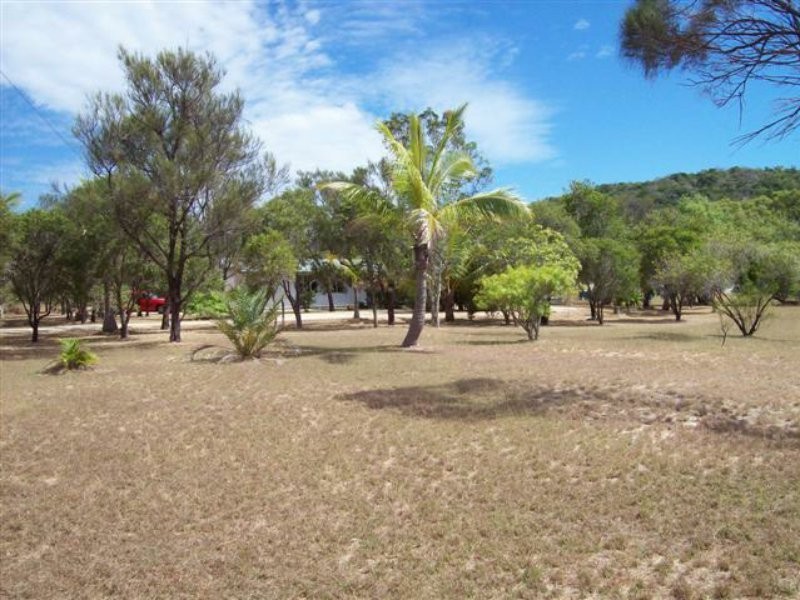 18289 Bruce Highway, Bowen QLD 4805