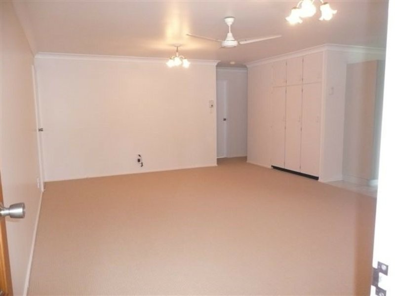 21 Tracey Street, Bowen QLD 4805