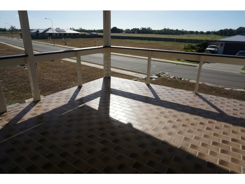 13 Harrison Crt, Bowen QLD 4805