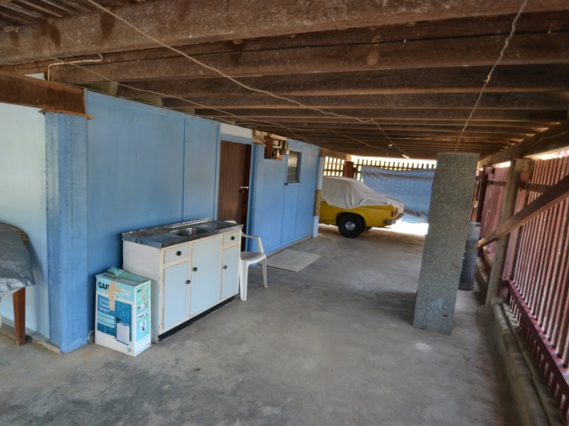 6 Livingstone st, Bowen QLD 4805