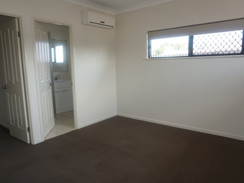 8 Cowrie Street, Bowen QLD 4805
