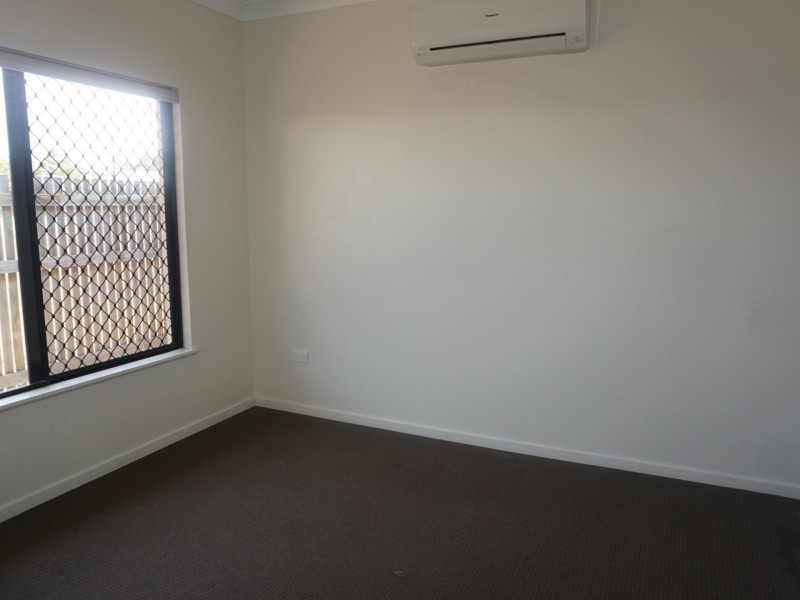 8 Cowrie Street, Bowen QLD 4805