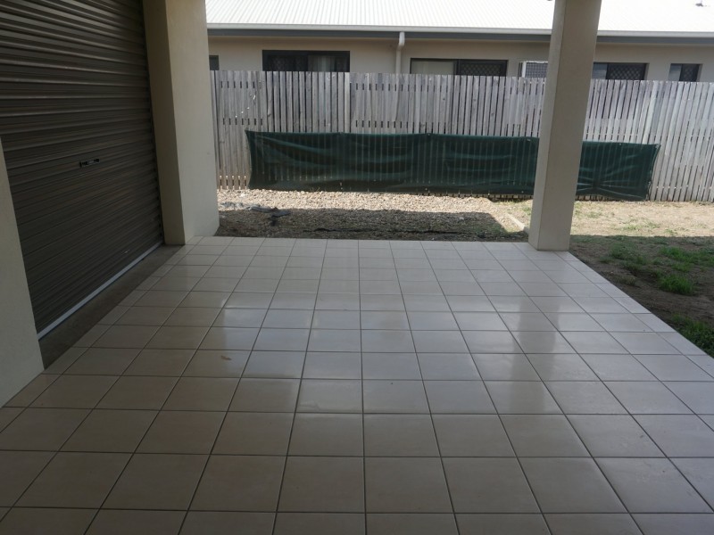 8 Cowrie Street, Bowen QLD 4805