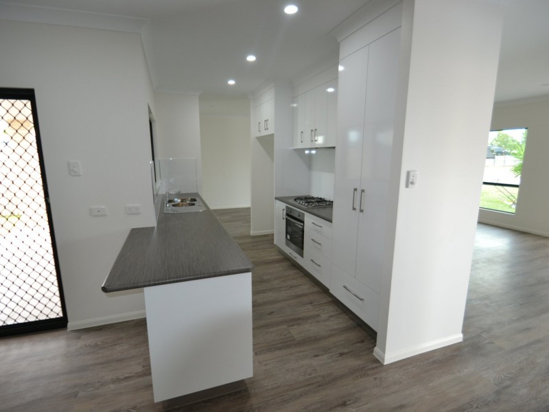 7 Lucinda Place, Bowen QLD 4805