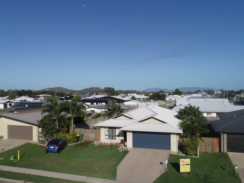 4 Lime Tree Crt, Bowen QLD 4805