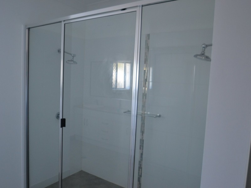 10 Bayside Crt, Bowen QLD 4805