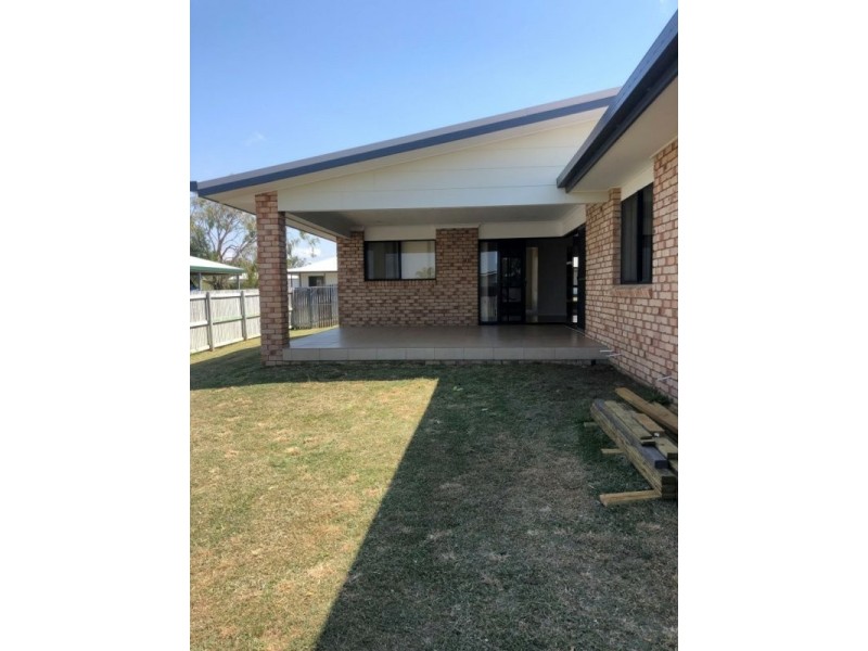 61 Banks Drive, Bowen QLD 4805