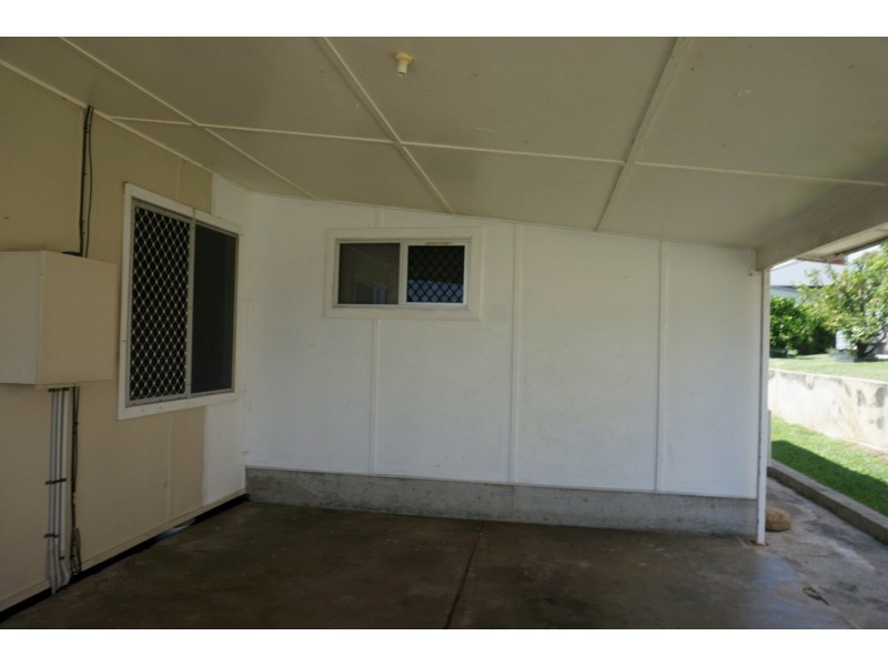 1 Philip Street, Bowen QLD 4805