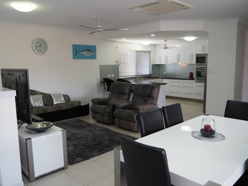 7 Silk Road, Bowen QLD 4805