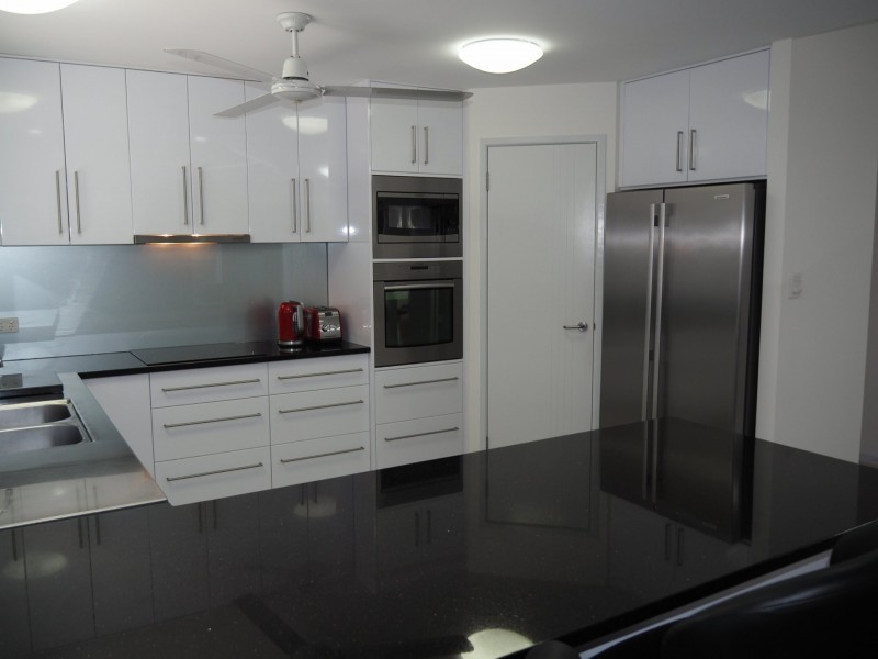 7 Silk Road, Bowen QLD 4805