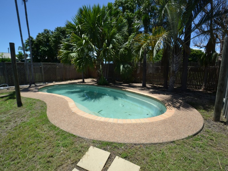 1 Mullers Lane, Bowen QLD 4805