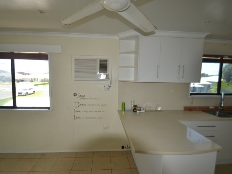 1 Mullers Lane, Bowen QLD 4805