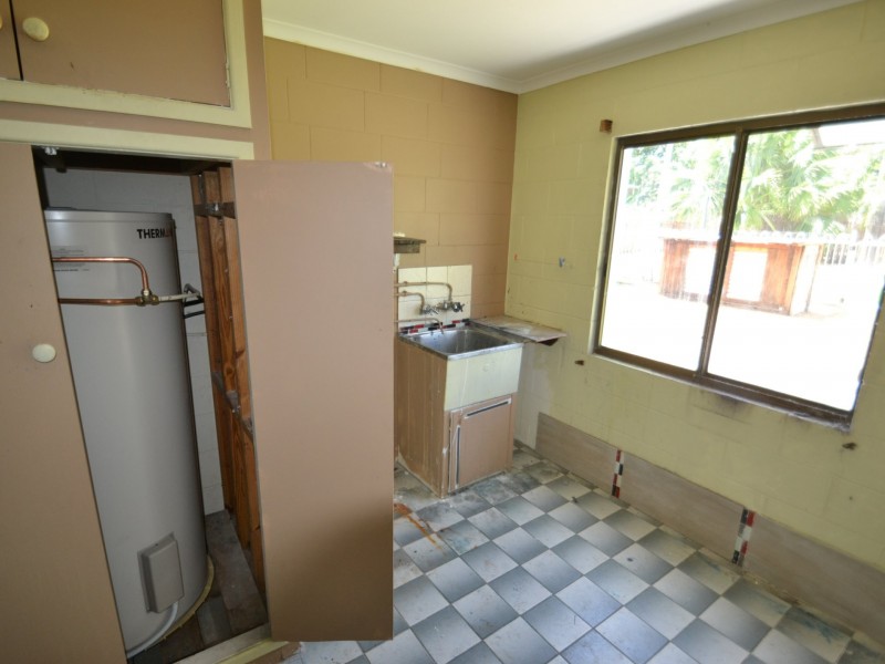 1 Mullers Lane, Bowen QLD 4805