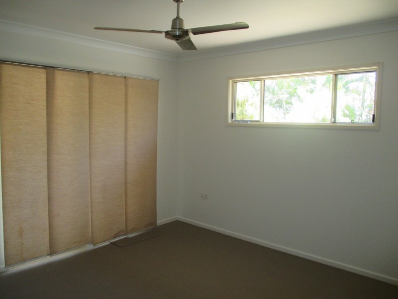 9 Oak Crescent, Bowen QLD 4805