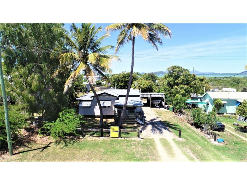 123 Powell st, Bowen QLD 4805