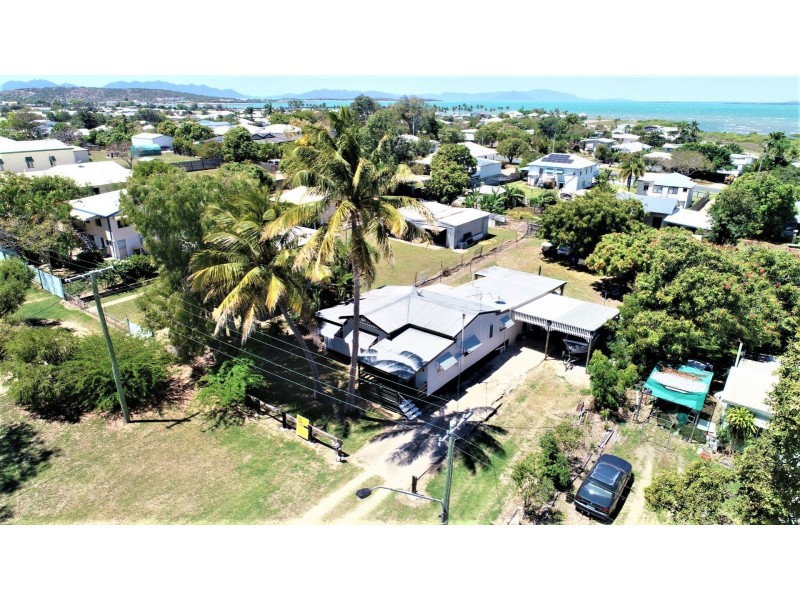 123 Powell st, Bowen QLD 4805