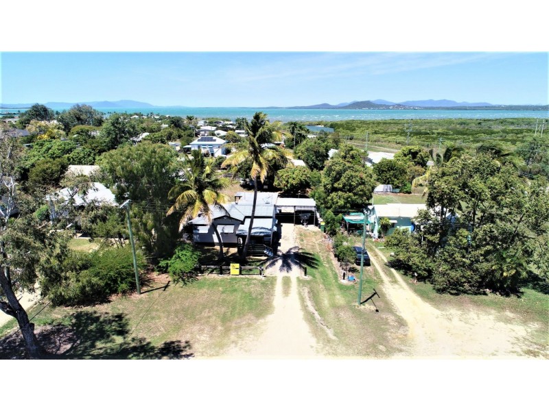 123 Powell st, Bowen QLD 4805